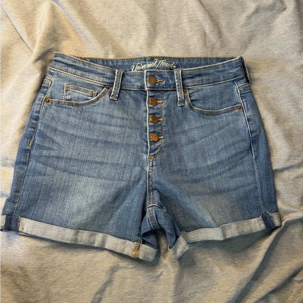 Universal Thread Medium Blue Jean Shorts - Button Down - size 6